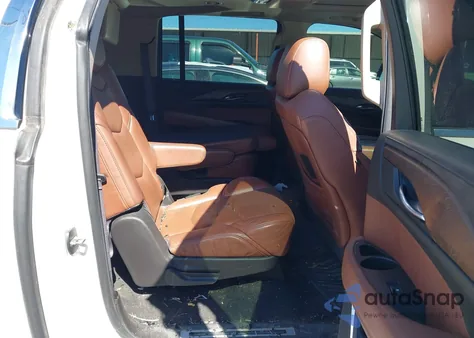 2016 Cadillac Escalade Esv Premium Collection z USA, uszkodzony, nr VIN 1GYS3JKJ8GR300641